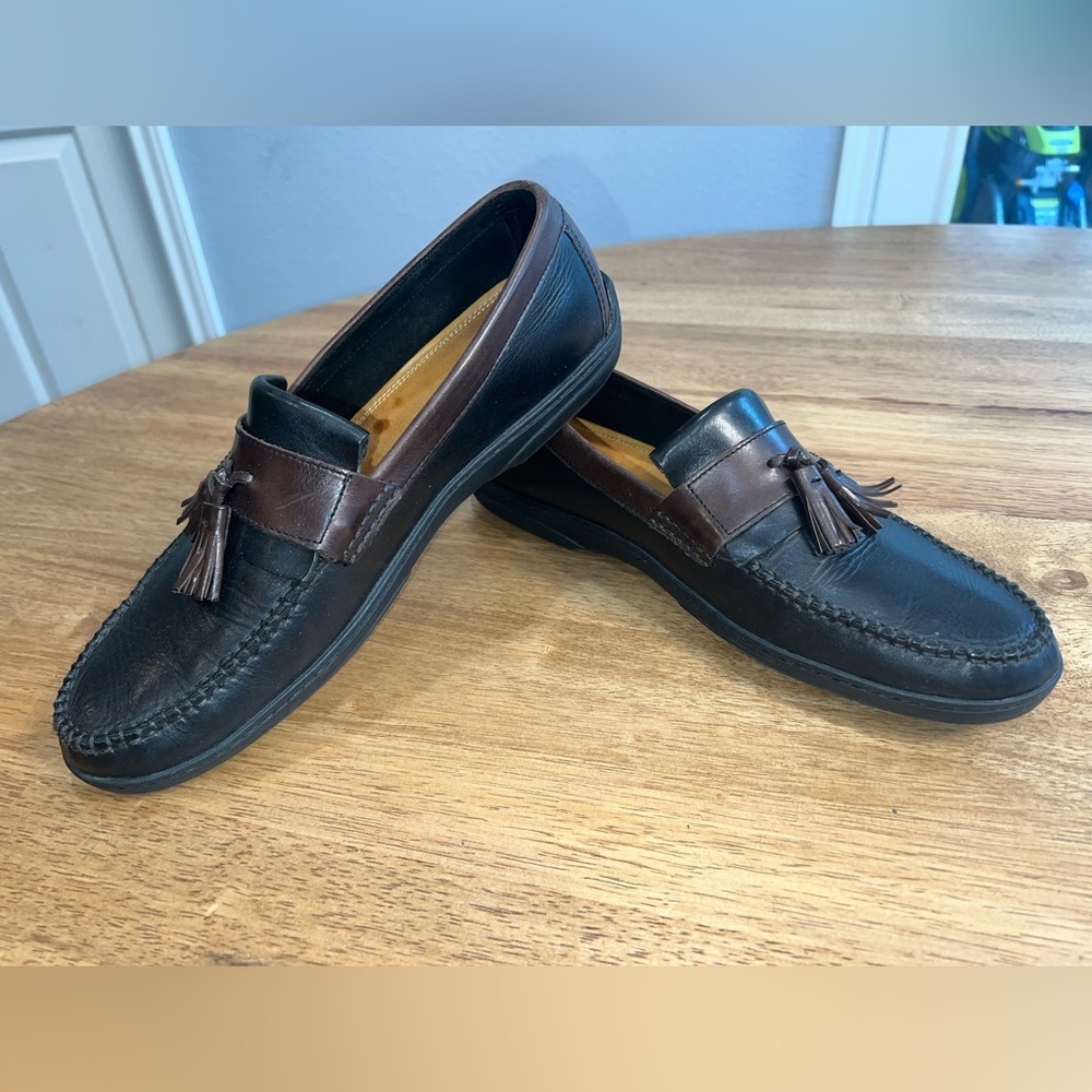 Cole Haan Mens Loafer Casual‎ Dress Shoes Two-Tone Black/Brown Tasseled 10.5 M